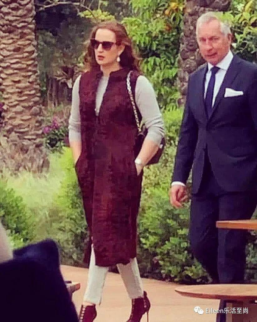 失踪4年突现身？530亿富养千金和超帅兄长到底都怎么样了？