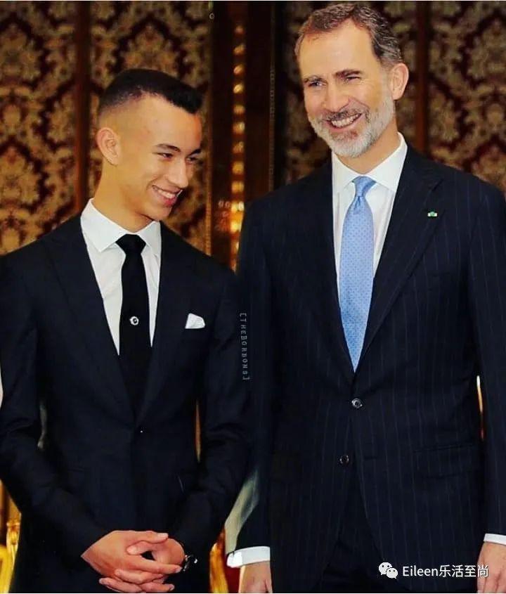 失踪4年突现身？530亿富养千金和超帅兄长到底都怎么样了？