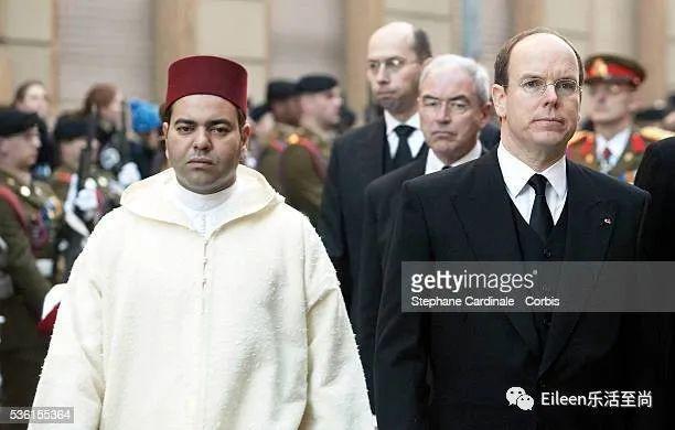 失踪4年突现身？530亿富养千金和超帅兄长到底都怎么样了？