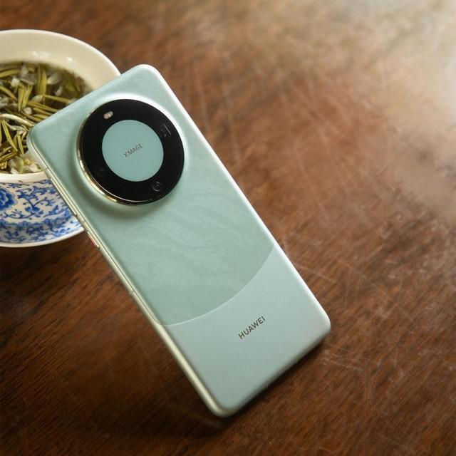 华为Mate60 Pro携大地色卡惊艳亮相，探索科技美学新生!