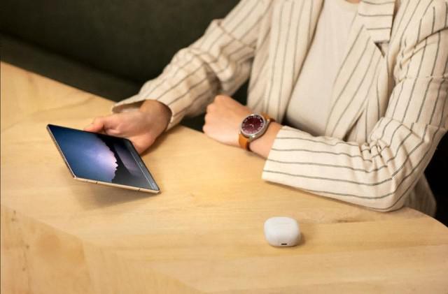 轻薄便携的前瞻设计 三星Galaxy Z Fold5大屏体验更高效