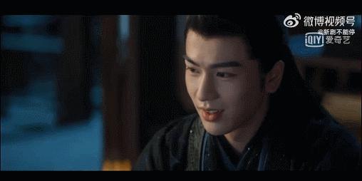 郭小四果然不会放过任何一个为《小时代》上过头的人