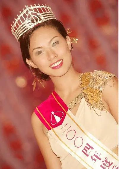 42岁造人成功！备婚中途被绿断8年情，闪婚圈外人终怀孕