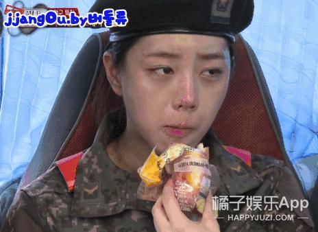 还记得当上空姐的“德善”吗？航空公司向她道歉了？