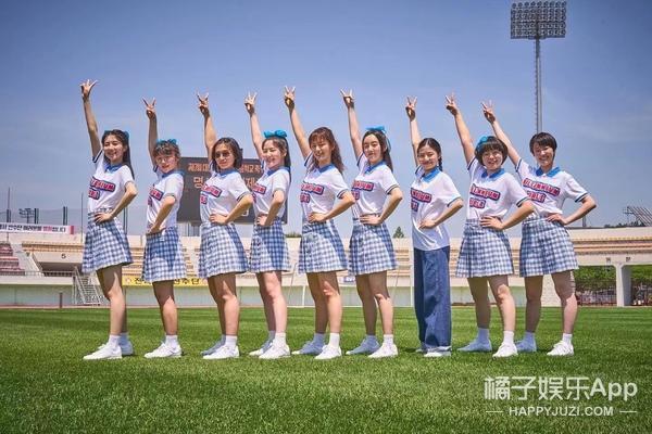 还记得当上空姐的“德善”吗？航空公司向她道歉了？