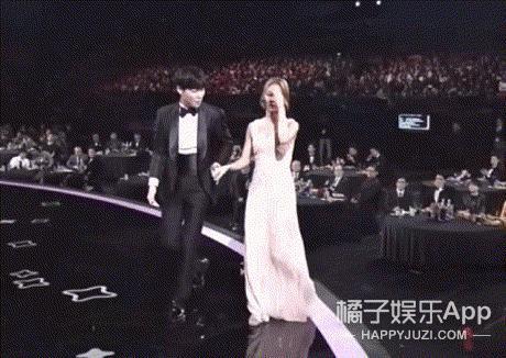 还记得当上空姐的“德善”吗？航空公司向她道歉了？