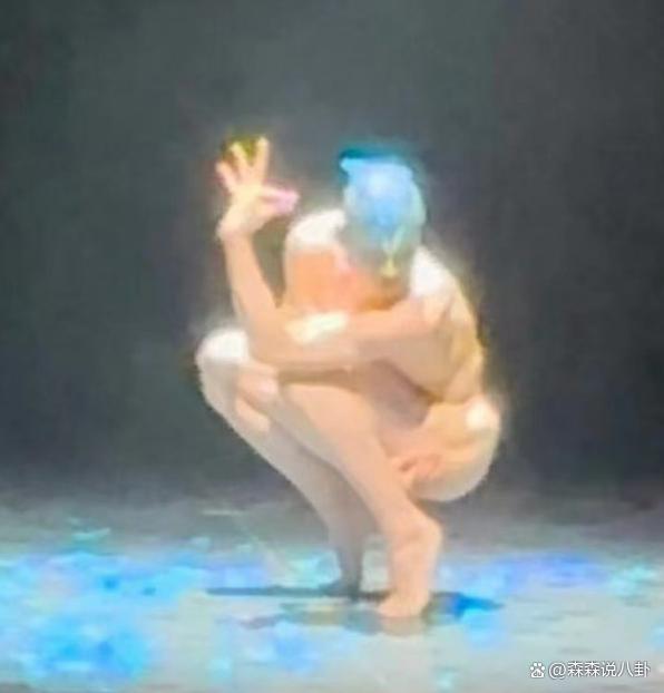 杨丽萍回应新作品大尺度争议：不能把艺术与“色情”混为一谈