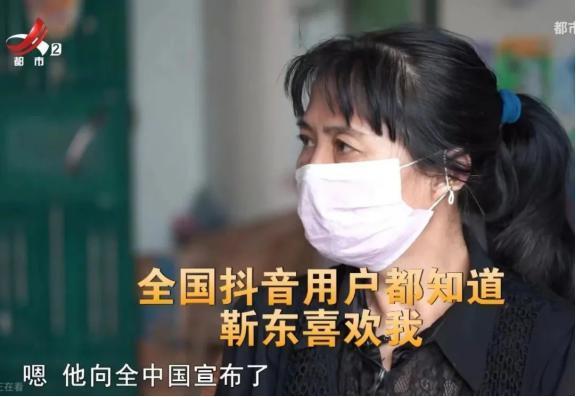 热搜爆了！顶流被举报塌房，全面封杀！