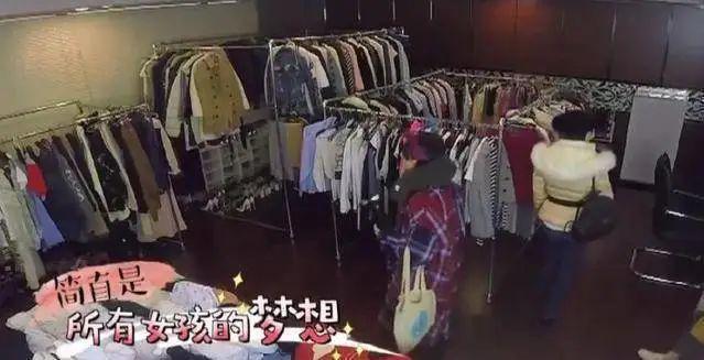 童年女神嫁富豪，脸肿成发面馒头