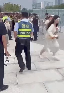 十岁男孩走上命运角斗场：揭秘TFBOYS成名前的那几年