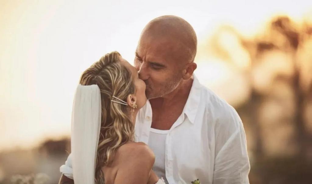 一手打造巨星女儿，母女处成闺蜜，56岁的她太会当妈了！