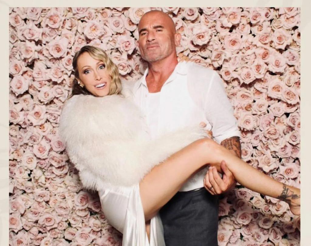 一手打造巨星女儿，母女处成闺蜜，56岁的她太会当妈了！