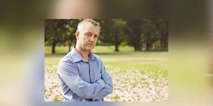 一手打造巨星女儿，母女处成闺蜜，56岁的她太会当妈了！