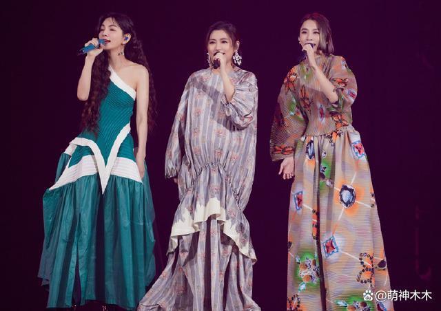 Selina生子！Ella喊话小腰果当朋友，前夫被指冷漠