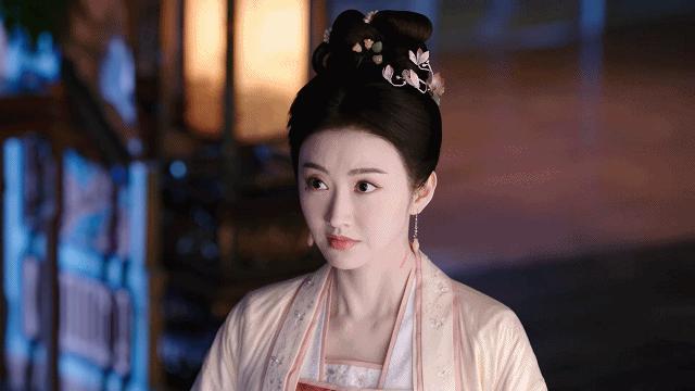 没名分甘愿做外室？为她当牛做马都无所谓？
