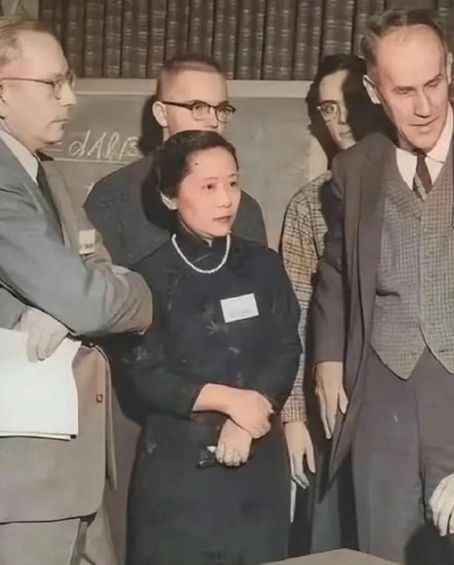 她被逼退圈，可不是吃瓜这么简单
