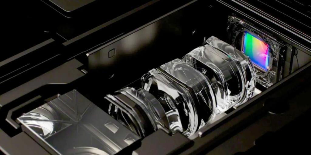 iPhone 15 Pro 起步价8999元！丝毫不虚华为？