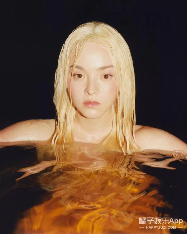 还记得“Y2K鼻祖”戴文青木吗?她带女儿拍杂志啦