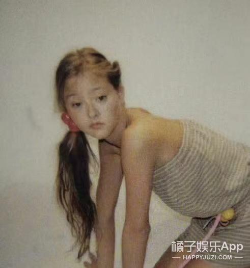 还记得“Y2K鼻祖”戴文青木吗?她带女儿拍杂志啦