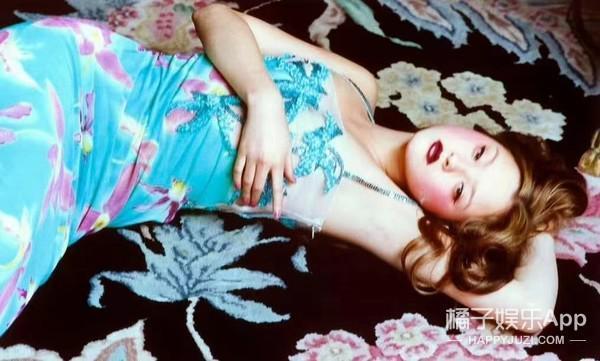 还记得“Y2K鼻祖”戴文青木吗?她带女儿拍杂志啦