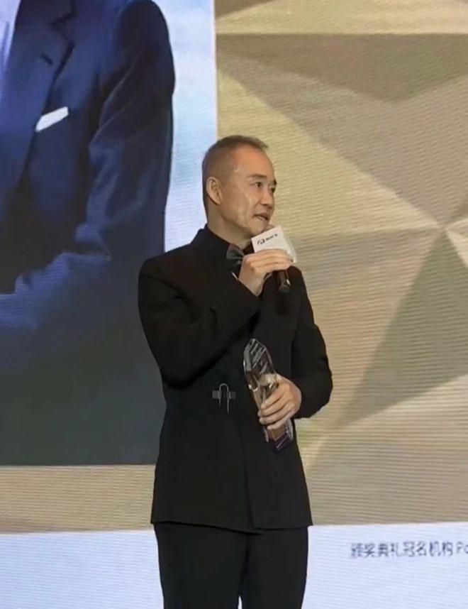 国外换心脏保全性命？王石声音嘶哑出面回应