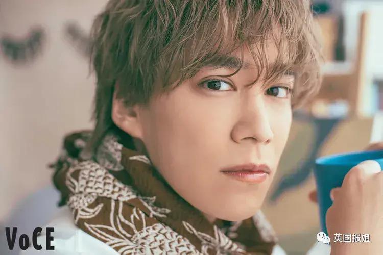 曝日本女星与两名男偶像三角恋情，同一天先后在女方家约会？