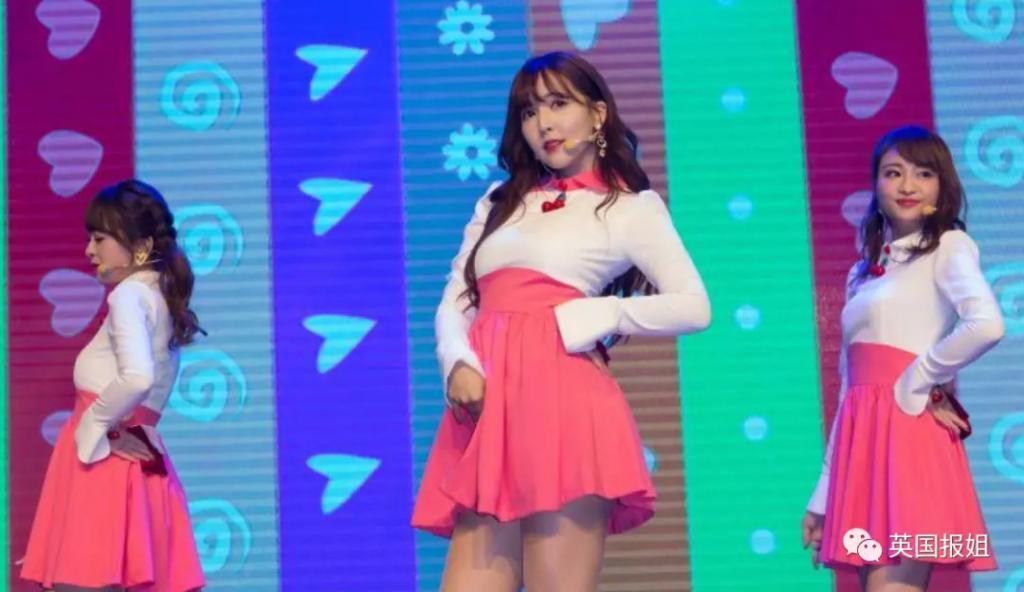 曝日本女星与两名男偶像三角恋情，同一天先后在女方家约会？