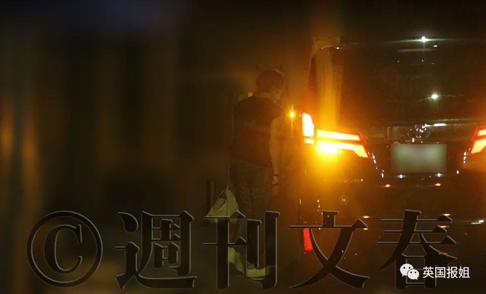 曝日本女星与两名男偶像三角恋情，同一天先后在女方家约会？