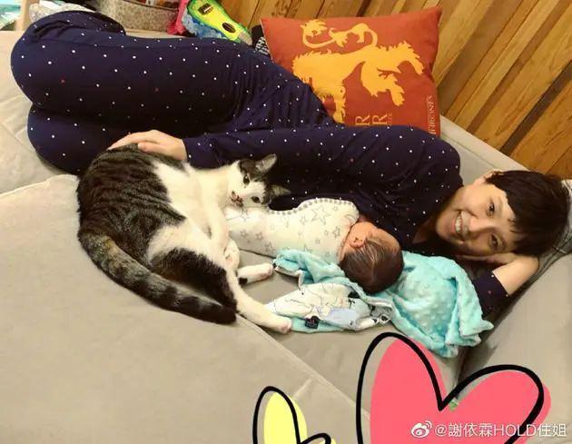 刚生完二胎，老公患绝症，贤妻哭红眼…