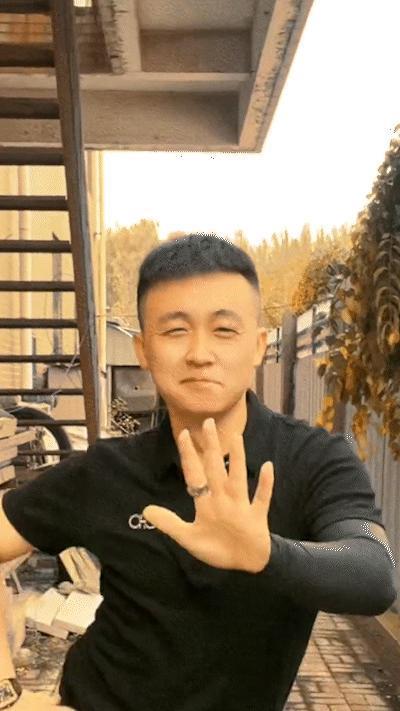 比起秀才的油腻风，一笑倾城的玩法才叫高端