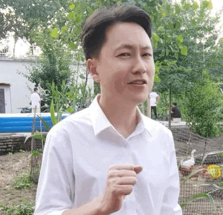 比起秀才的油腻风，一笑倾城的玩法才叫高端