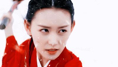 翻车了！童年女神被封杀，都是被设计的？