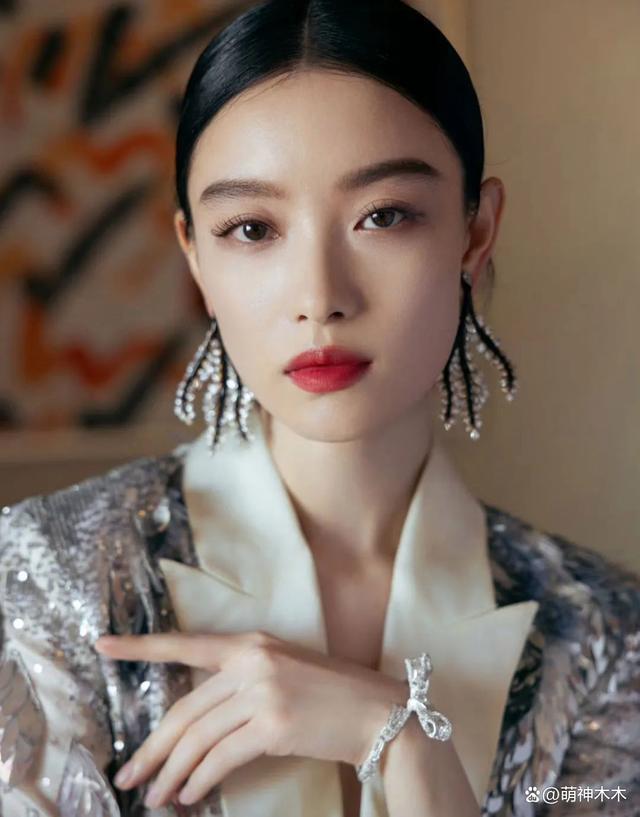 倪妮新剧被批演技油腻，角色同质化严重，网友辣评为女版杨洋