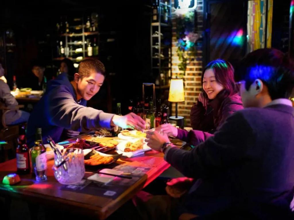 周冬雨，从来都不是“好女孩”