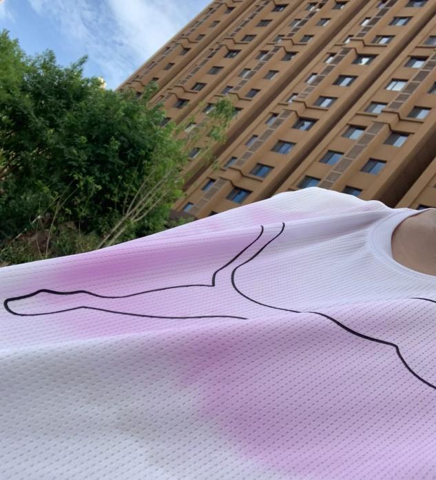 减持中国制造的Lululemon，质量摇头