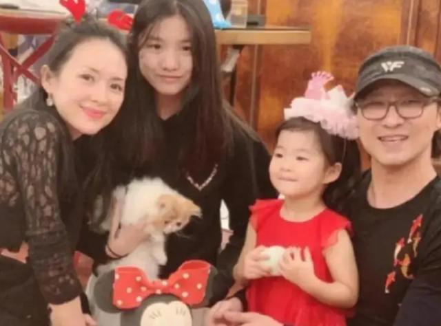 曝章子怡离婚分财产，知情人辟谣称汪峰主动提离婚，真假难辨