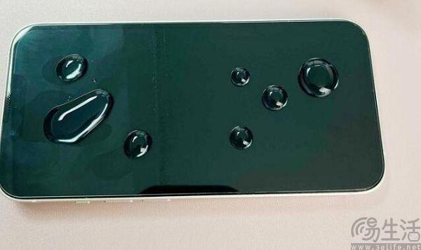 苹果新专利曝光，再好的玻璃也挡不住贴膜的热情