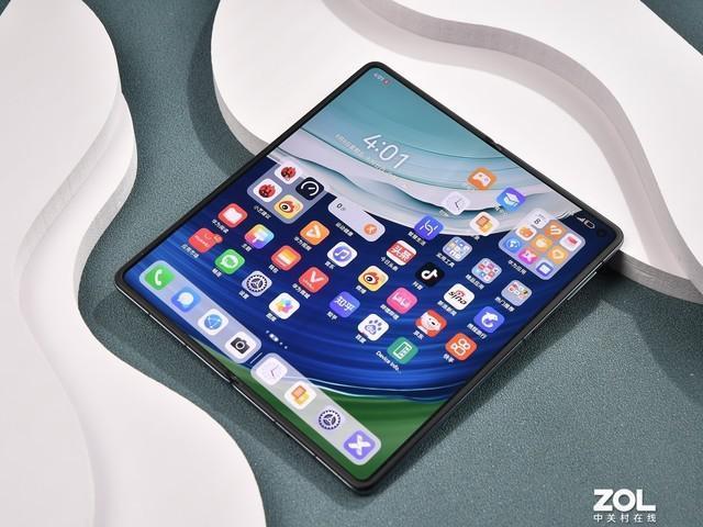 华为Mate X5抢先上手体验：折叠屏机皇强势回归