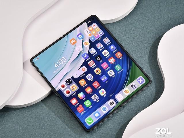 华为Mate X5抢先上手体验：折叠屏机皇强势回归