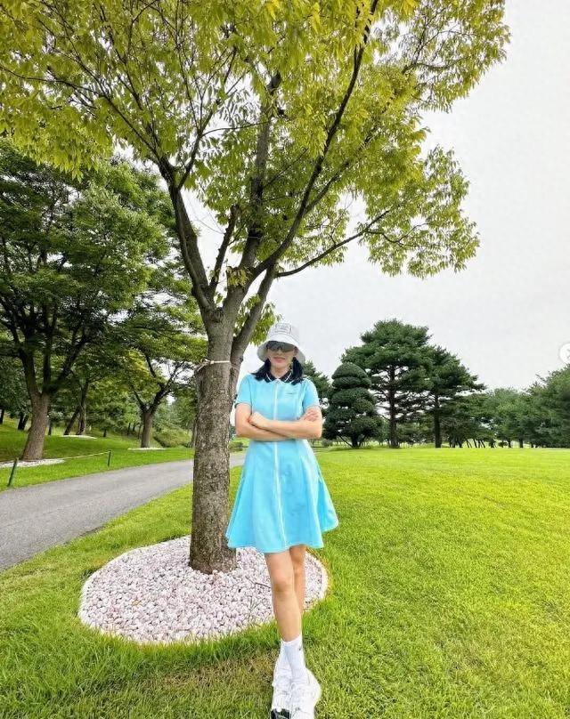 玄彬出差回国即陪孙艺珍吃烤肉,夫妻俩甜蜜依偎