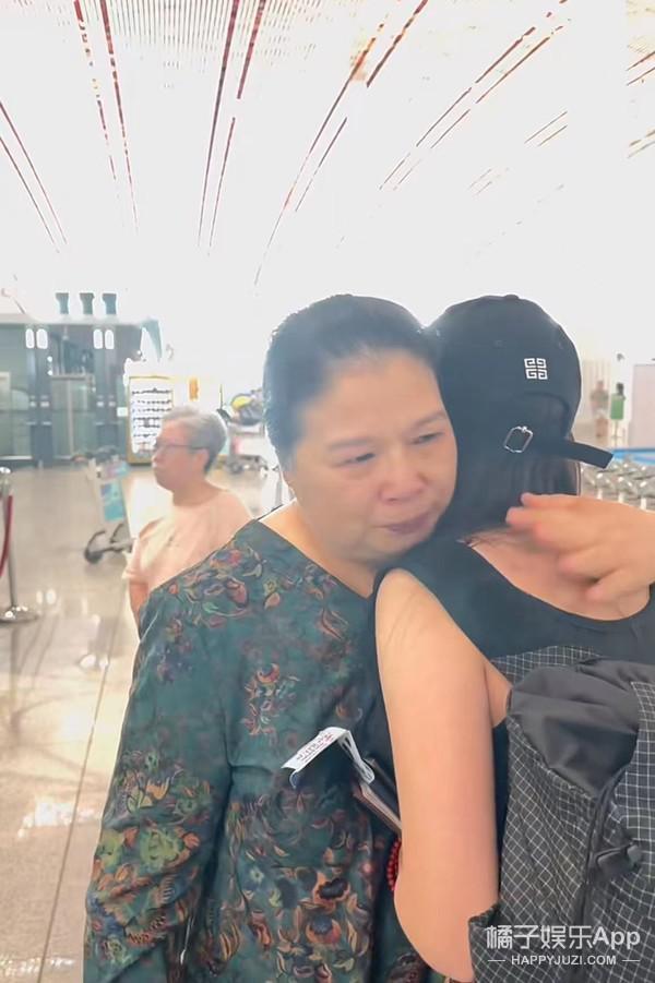 还记得高晓松的女儿吗？她长这么大了？