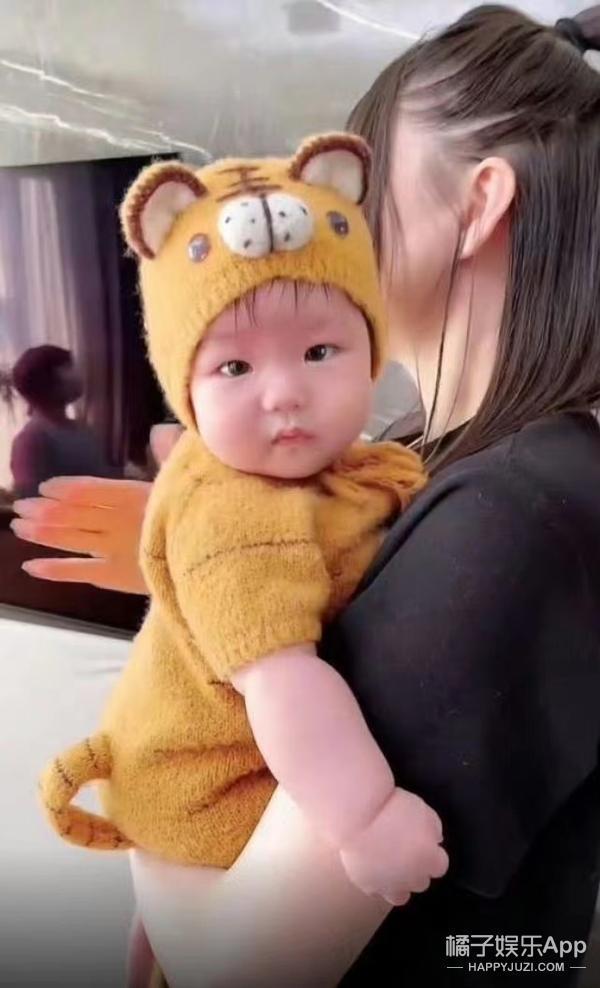 还记得高晓松的女儿吗？她长这么大了？