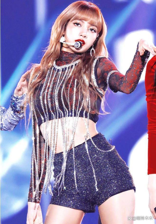 Lisa疯马秀风波愈演愈烈，大粉站姐清号，官方回应被骂翻