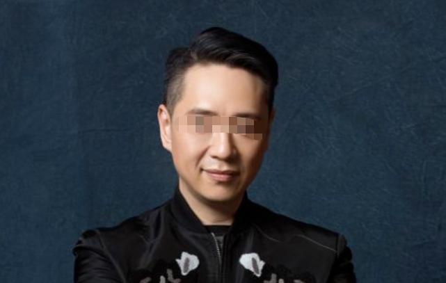 姑父是赌王何鸿燊，也许你不认识她，但一定知道她的前任们