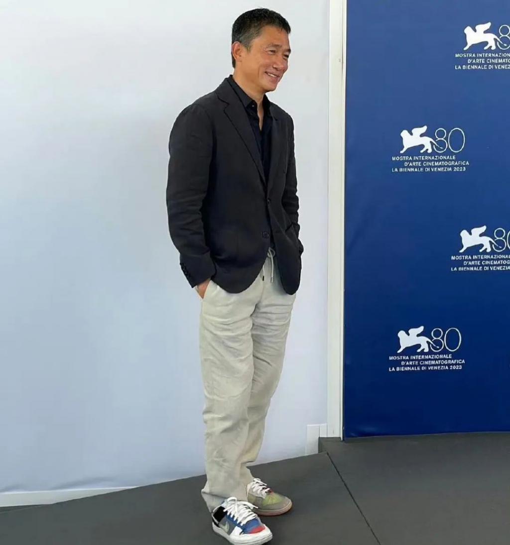 刘嘉玲和舒淇的幕后金主有多壕？威尼斯红毯都被他承包了！