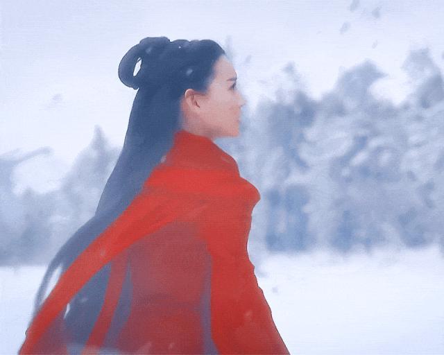 蒋依依渡劫成功了?