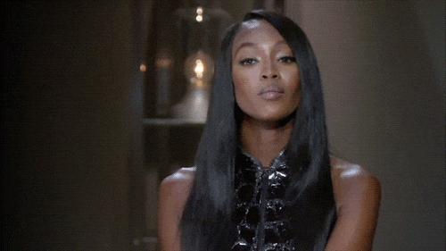 维密红毯：国外女星真敢穿，谷爱凌气质不输模特，艾薇儿发胖