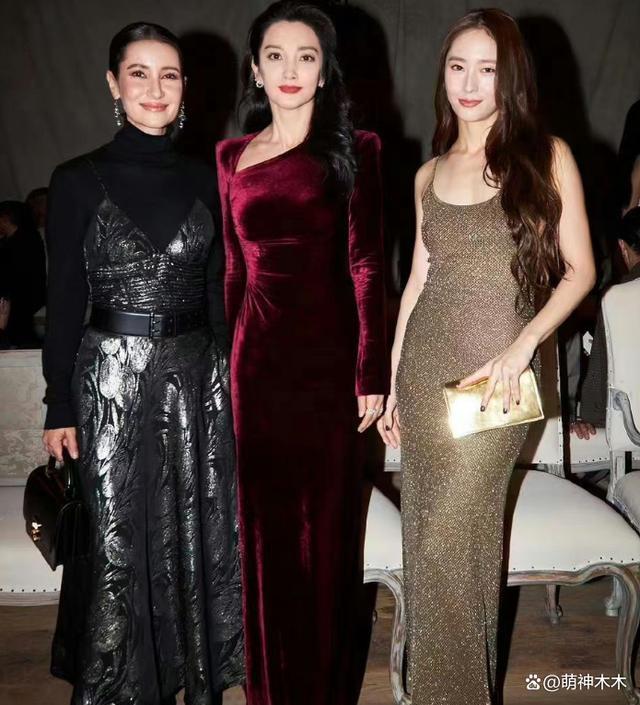 众星时装周生图来了！李冰冰韵味十足，戚薇脸垮郑秀晶初露老态