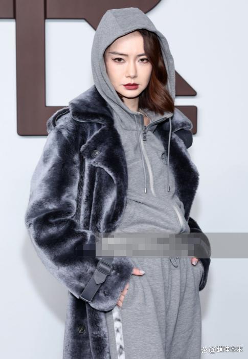 众星时装周生图来了！李冰冰韵味十足，戚薇脸垮郑秀晶初露老态