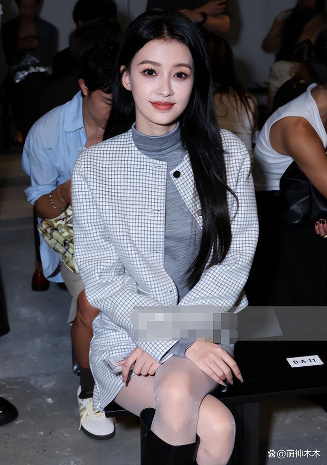 众星时装周生图来了！李冰冰韵味十足，戚薇脸垮郑秀晶初露老态